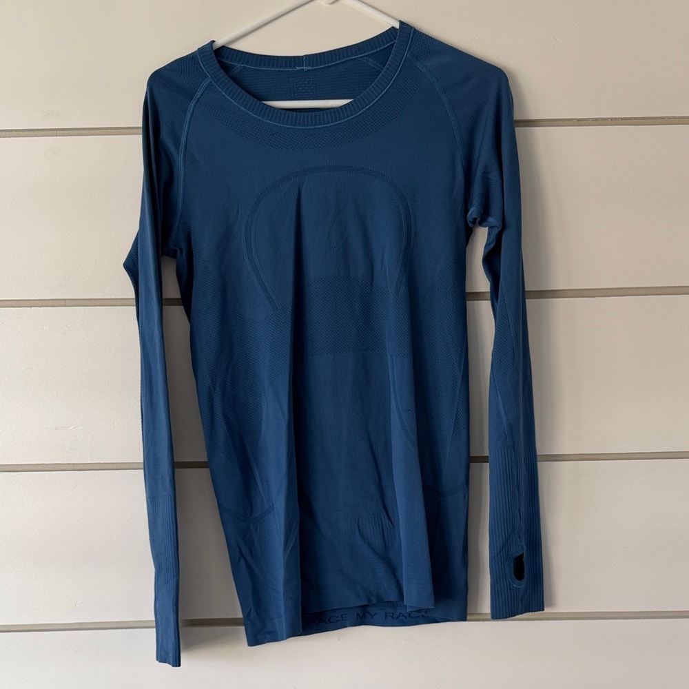 LULULEMON Blue Swiftly Tech Long Sleeve